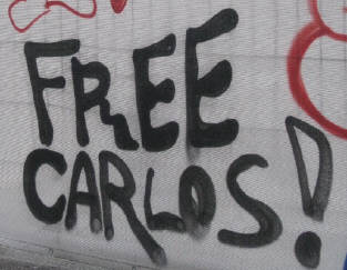 FREE CARLOS graffiti tag zrich. der jugentliche carlos wurde von der zrcher justizmafia illegal eingesperrt