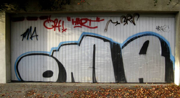 OMA graffiti garage zürich bergstrasse hottingen bei kirche fluntern zurich switzerland