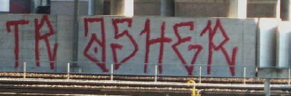 TRASHER graffiti tag bahnhof hardbrücke zürich sbb
