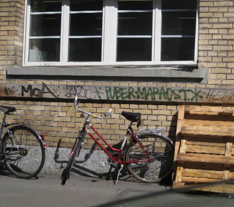 MOA PUBER MARAOST graffiti tags zürich ernastrasse