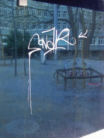 SONAR graffiti tag gessneralle sihlstrasse zürich