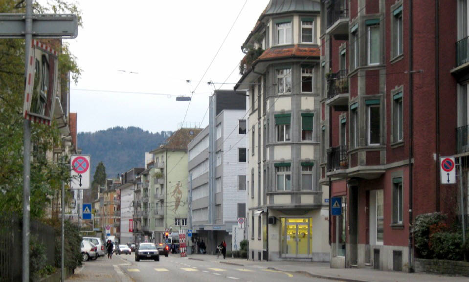 Höschgasse Zürich mit Blick Richtung Seefeldstrasse