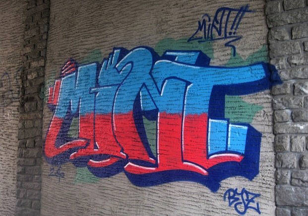 BYZ MINT graffiti zürich 2010