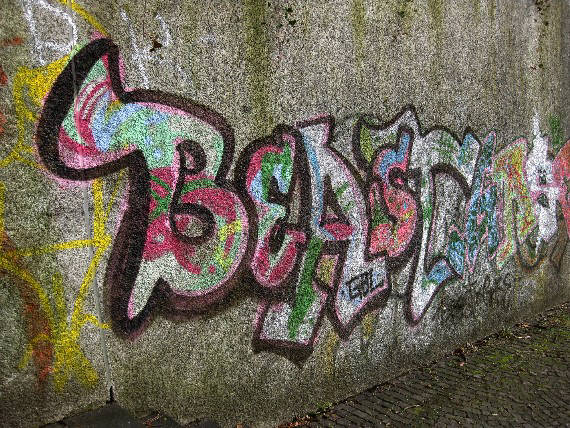 BEAST GBL graffiti zürich