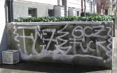 FCZ. Fuck GCZ. graffiti an der klosbachstrasse zürich