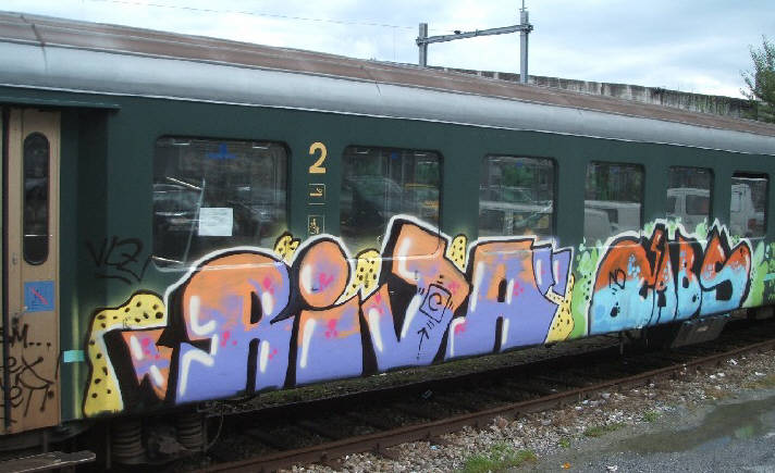 whole car graffiti zürich SBB. whole car train graffiti zurich switzerland