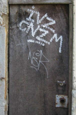 IVZ CNZM graffiti tag zürich SNR graffiti tag zürich