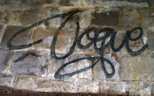 VOGUE graffiti tag zürich