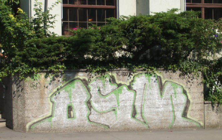 OSM graffiti zürich weinbergstrasse
