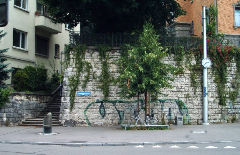 UTM graffiti  zürich weinbergstrasse