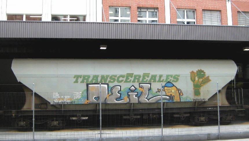GRAFFITI FREIGHT TRAIN CAR IN ZURICH SWITZERLAND. SBB GÜTERWAGEN MIT GRAFFITI IN ZÜRICH