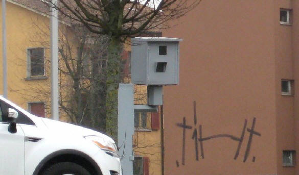 TIHT graffiti tag zurich switzerland 2011