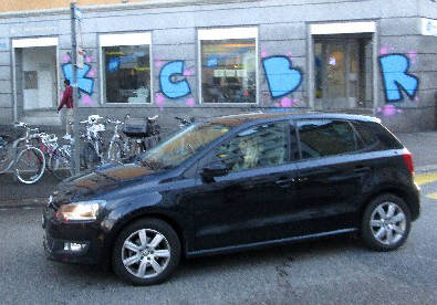 VW POLO und KCBR graffiti Zürich Limmatplatz