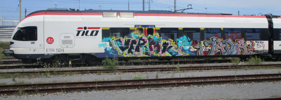 TILO train graffiti Zürich. Ticino Lombardia S-Bahn