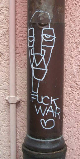FUCK WAR streetart graffiti zurich switzerland bäckerstrasse k4