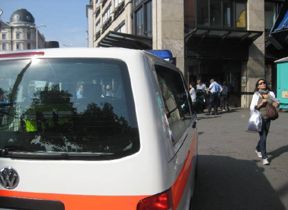 polizeiauto zürich schweiz. zurich switzerland police squad car
