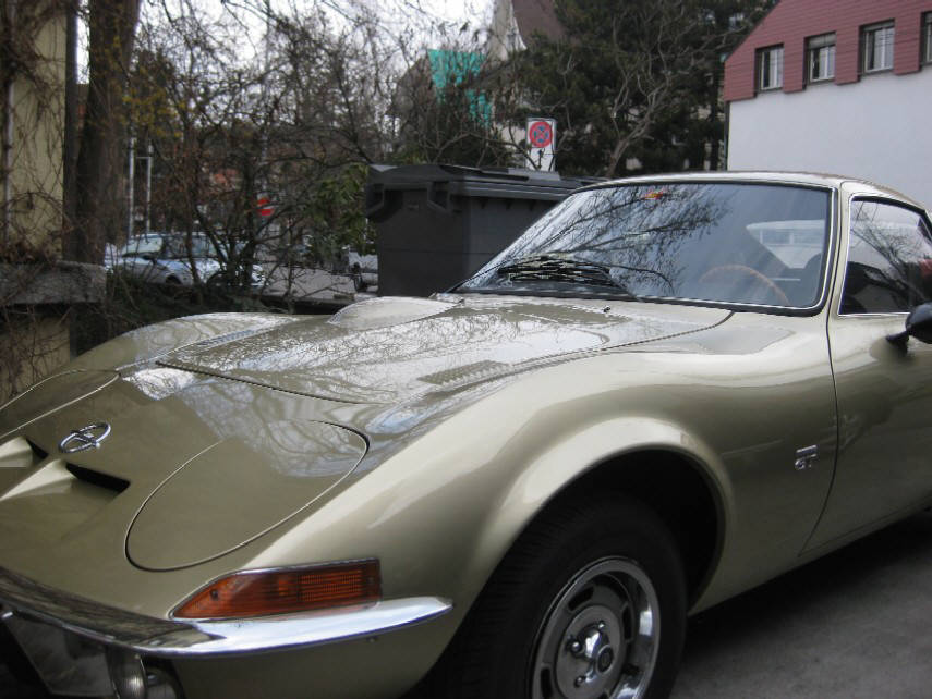 OPEL GT 1968-1973. Perfekt restariertes Exemplar in Zürich Schweiz