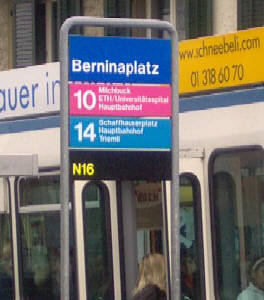 Berninaplatz Tramhaltestelle Zürich Oerlikon 10er Tram 14er Tram VBZ Züri-Linie Züri-Tram Tramlinie 10 14 Nchtbus N16