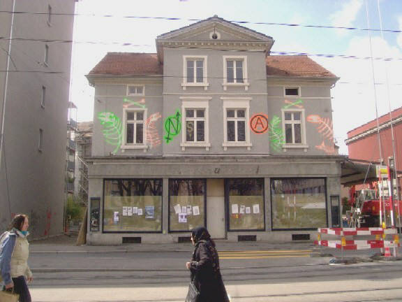 SCHMUCKLERSKI HAUS an der Badenerstrasse beim BGZ, Zürich Aussersihl. Von einem Immobiliengangster gekauft und abgerissen.