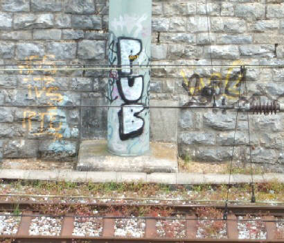 pub graffiti k-11
