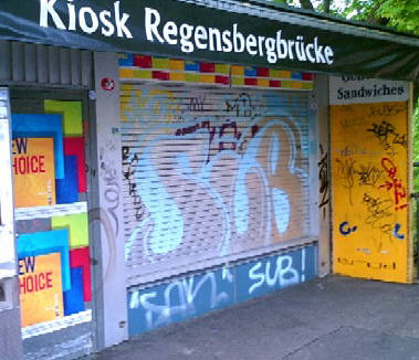 kiosk regensbergbrücke mit sub graffiti style zürich oerlikon