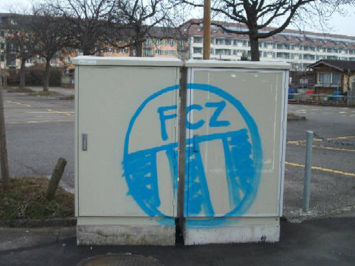 fcz zrich graffiti auf stromkasten an der bullingerstrasse zrich
