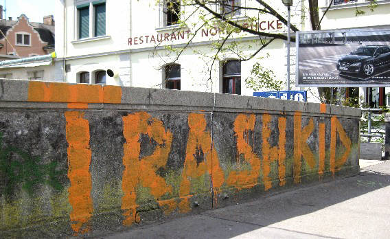 TRASHKID graffiti - zrich-nordbrcke, zrich wipkingen april 2009