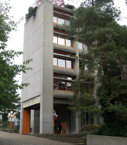 Berufsschule für Detailhandel Niklausstrasse 16 8006 Zürich