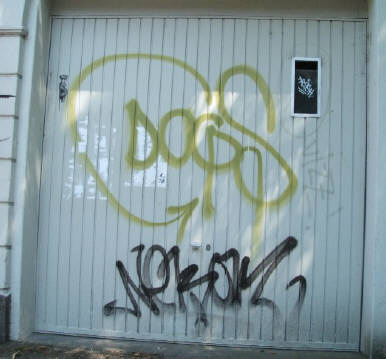 NEKOM graffiti tag zürich DOGS graffiti tag zürich