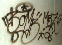 BOMB graffiti tag zürich