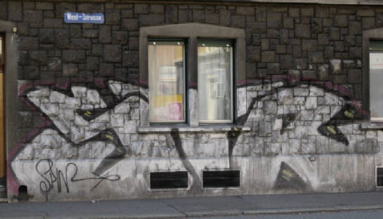 STR graffiti zrich. SPIN graffiti tag