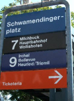 Tramhaltestelle Schwamendingerplatz VBZ Züri-Linie Tram 7 udn Tram 9. 7er Tram, 89er Tram